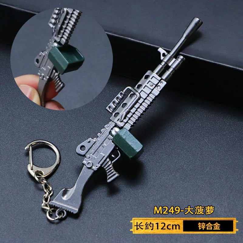 1pc Toy Gun Keychain, Alloy Toy Gun Model Pendant Car Key Chain Car Key Ring Gift For Men Boys