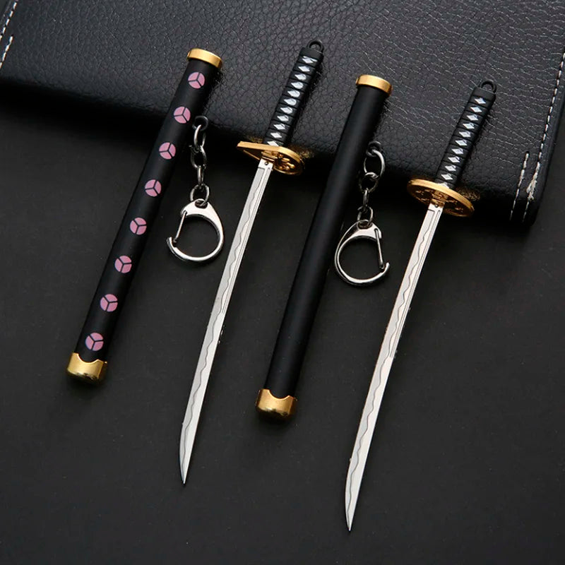 8 Style Mini Roronoa Zoro Sword Keychain For Men Buckle Toolholder Scabbard Katana Sabre Car Keyrings Gift Key Chains