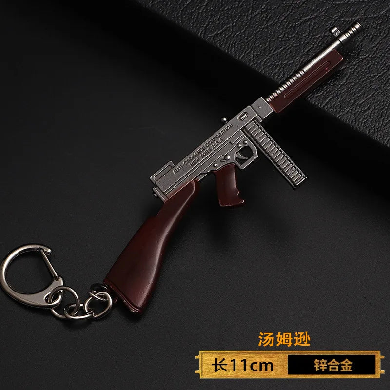 1pc Toy Gun Keychain, Alloy Toy Gun Model Pendant Car Key Chain Car Key Ring Gift For Men Boys