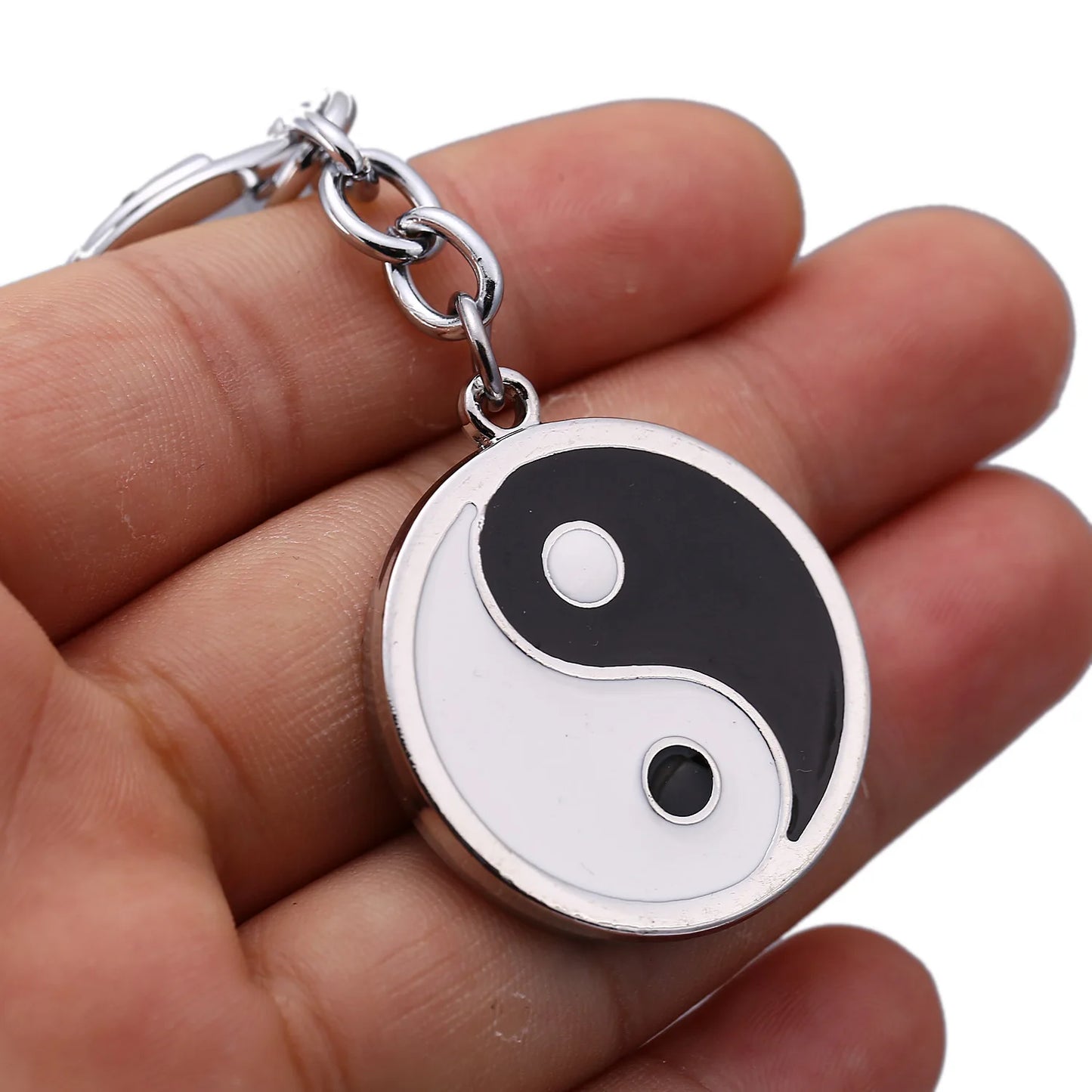 Anime Keychain Sasuke Key Chain Pendant Akatsuki Key Holder Charm Figure Chaveiro Jewelry Souvenir Gift for Fans