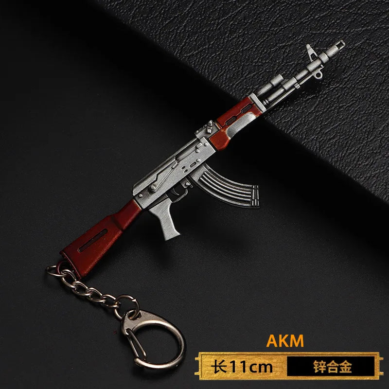 1pc Toy Gun Keychain, Alloy Toy Gun Model Pendant Car Key Chain Car Key Ring Gift For Men Boys