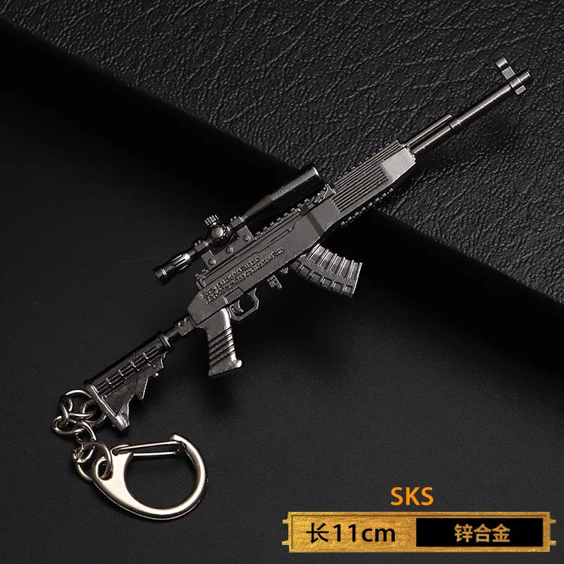 1pc Toy Gun Keychain, Alloy Toy Gun Model Pendant Car Key Chain Car Key Ring Gift For Men Boys