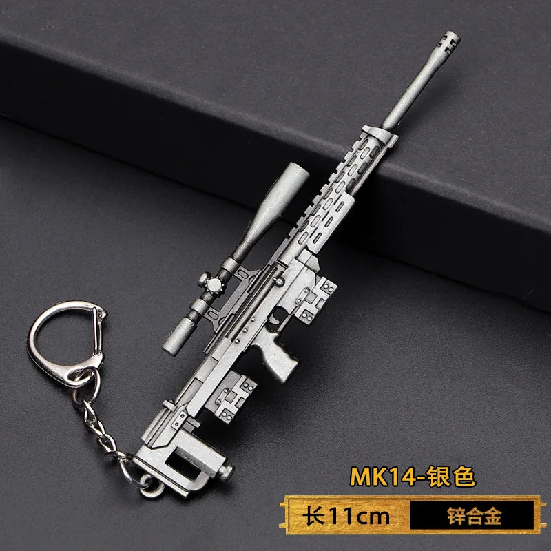 1pc Toy Gun Keychain, Alloy Toy Gun Model Pendant Car Key Chain Car Key Ring Gift For Men Boys