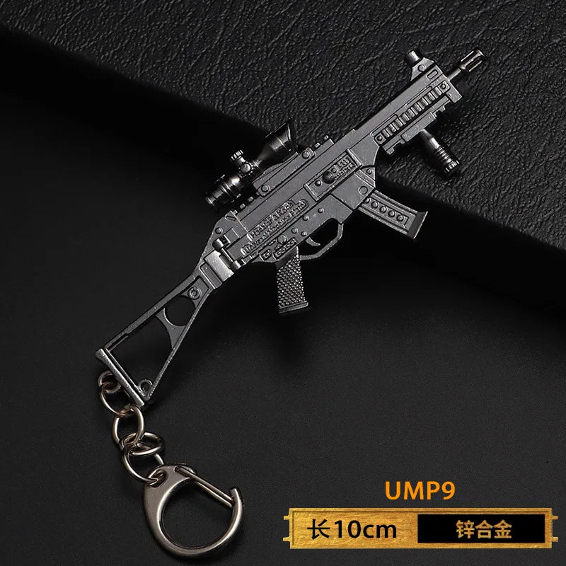 1pc Toy Gun Keychain, Alloy Toy Gun Model Pendant Car Key Chain Car Key Ring Gift For Men Boys
